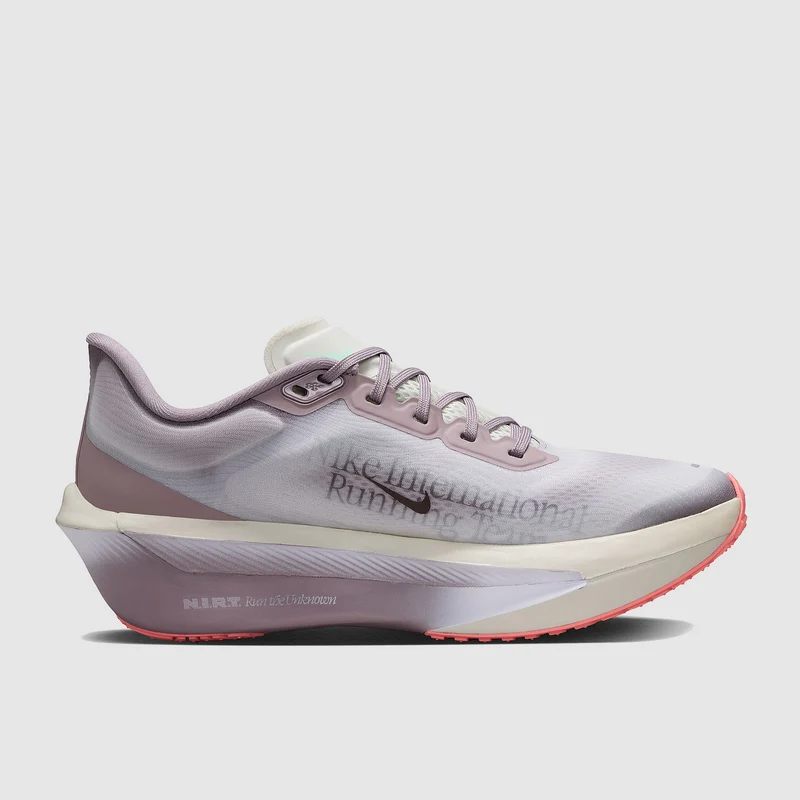 Nike Womens Zoom Fly 6