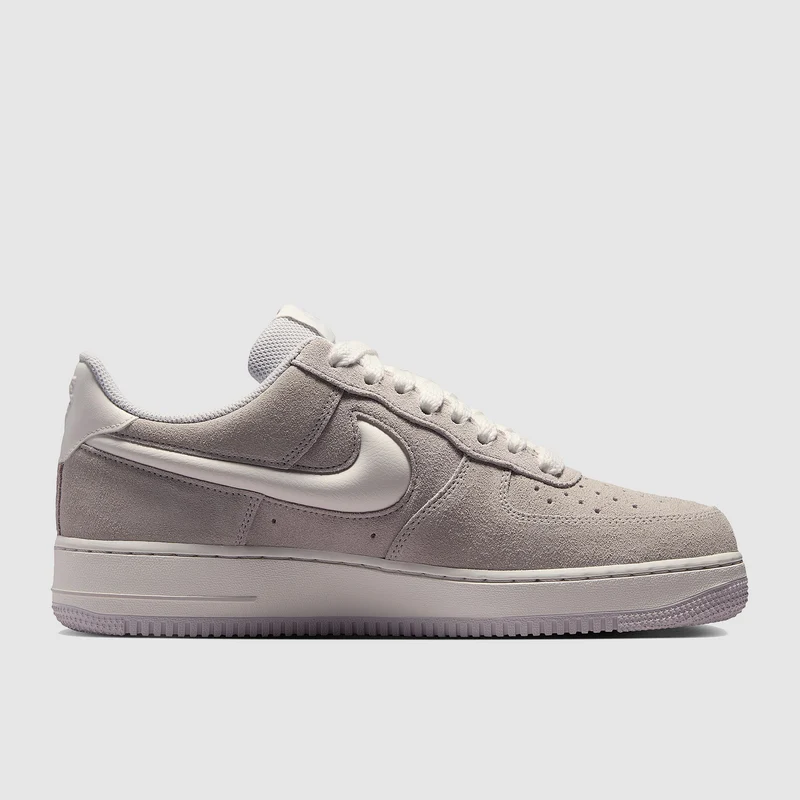 Nike Sportswear Air Force 1 '07 LV8