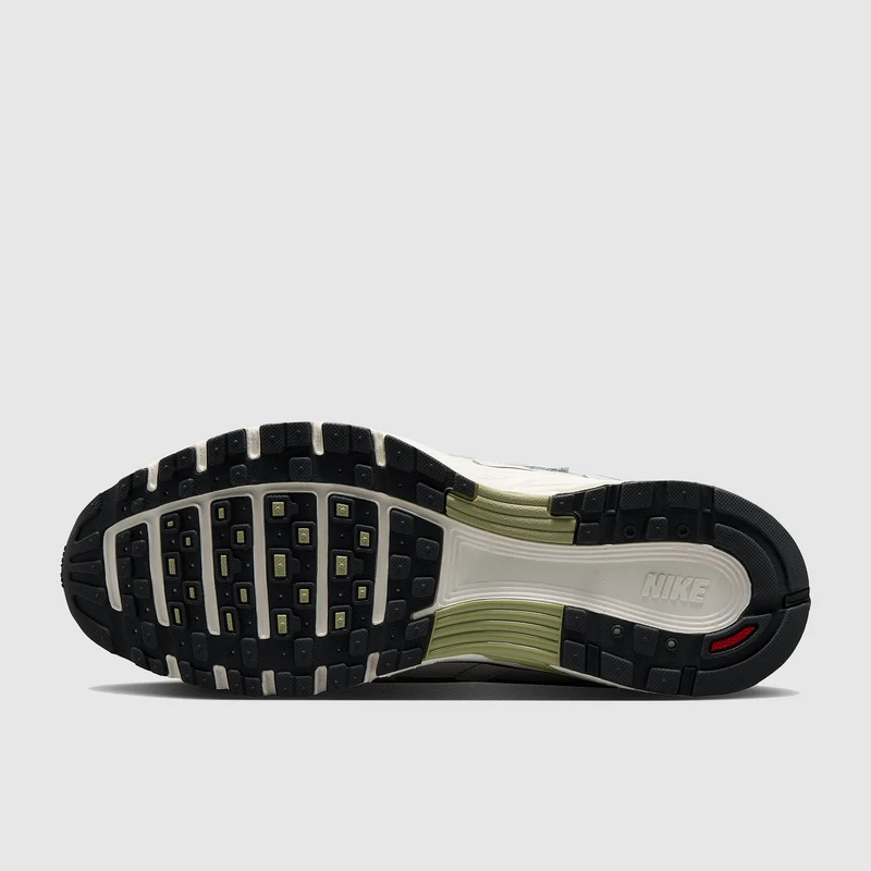 Nike Sportswear P-6000