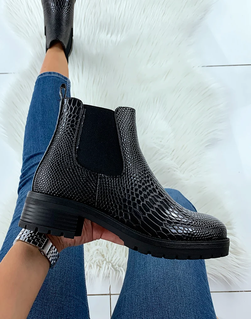 Chelsea boots noire effet croco vernie