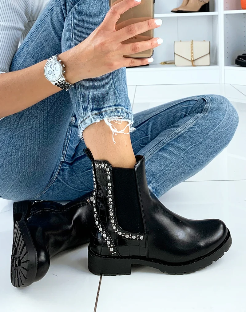 Bottines noires bi-matières ornées de strass
