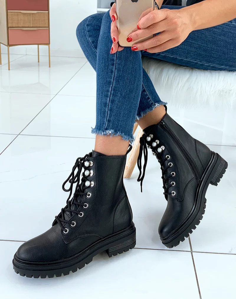 Bottines montantes noires