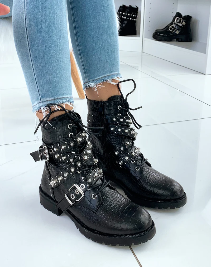 Bottines noires effet serpent à bijoux rock