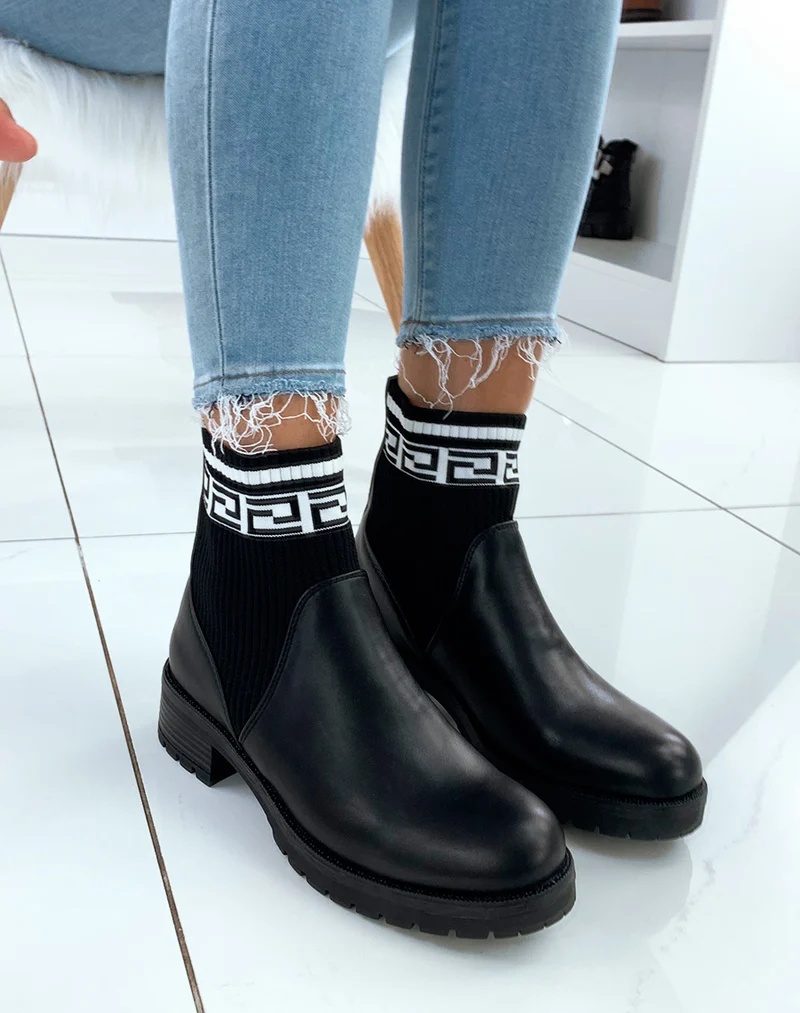 Bottines noires mat effet chaussettes