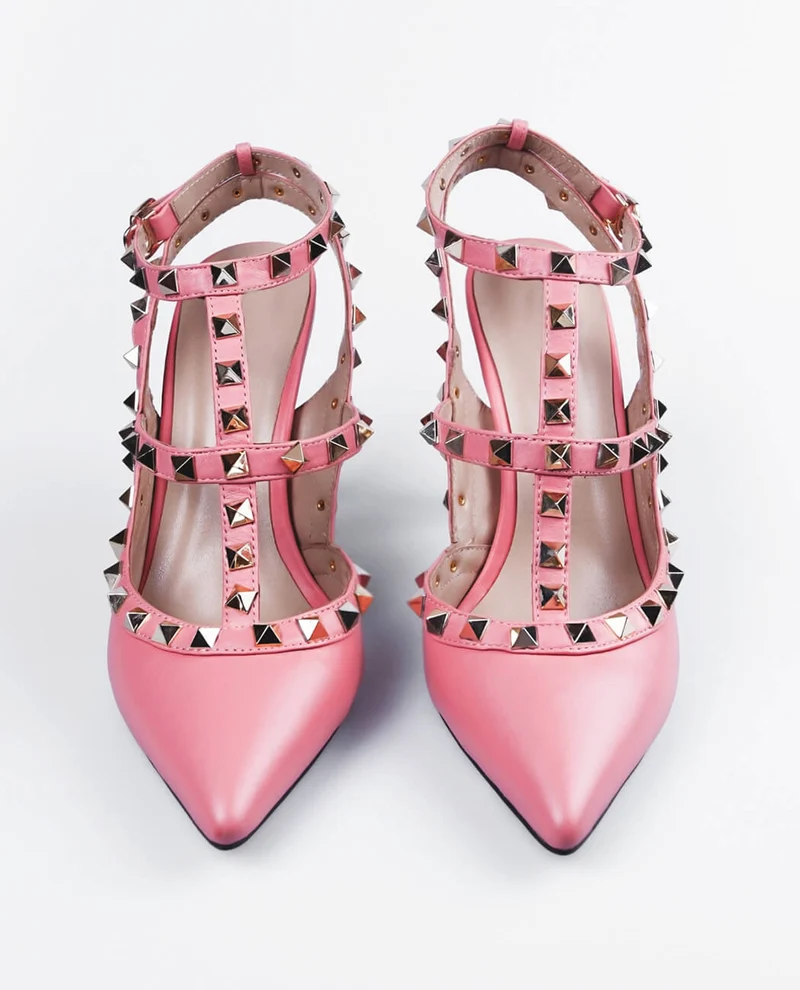 Embellished Pumps With Buckle-Closure