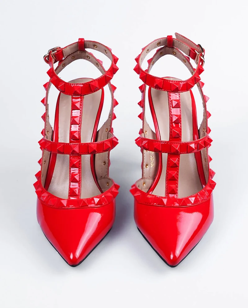 Embellished Pumps With Buckle-Closure