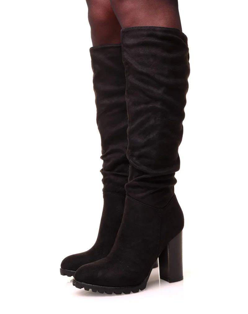 Bottes plissée noires à talon en suédine