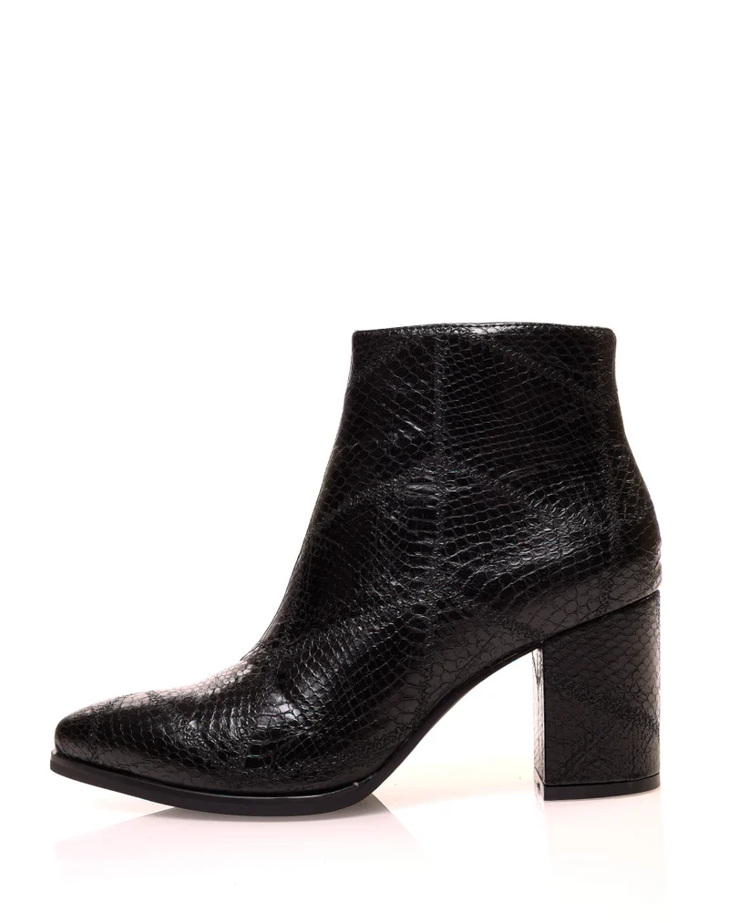 Bottines noires à talons effet python à bout pointu