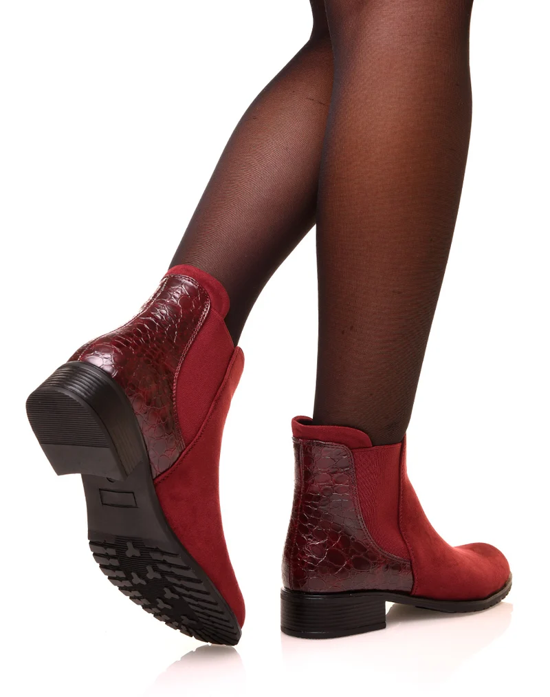 Bottines en suédine bordeaux à effet croco