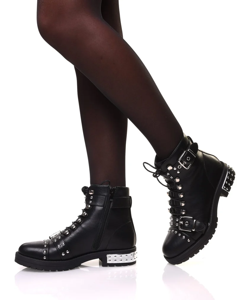 Bottines rock noires à lacet
