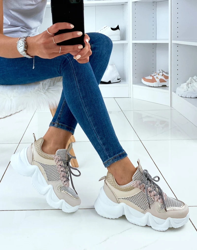 Baskets beiges