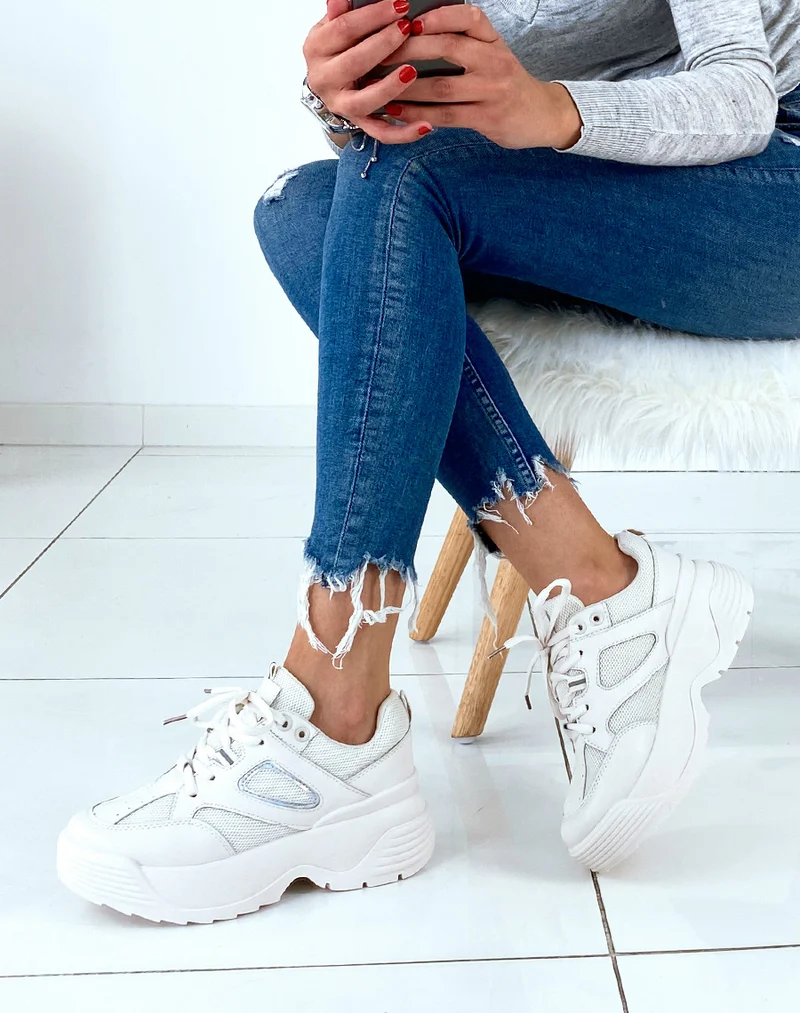 Basket beige à plateforme