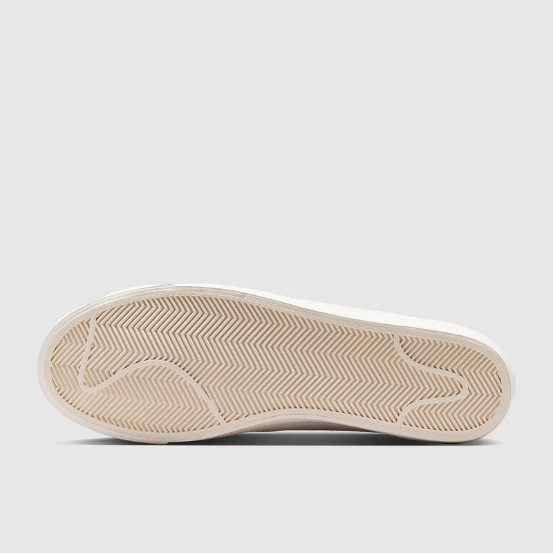Nike Sportswear Tennis Classic AC