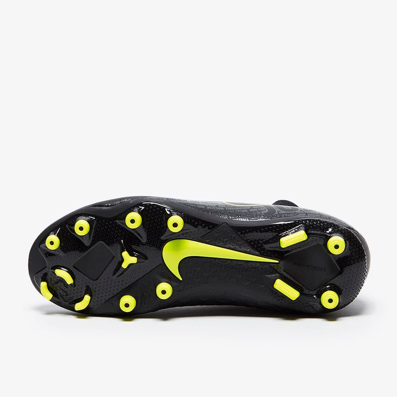 Chaussure de football multi