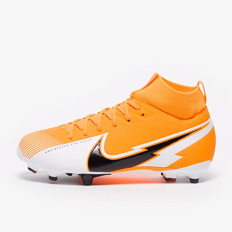 Chaussure de football multi