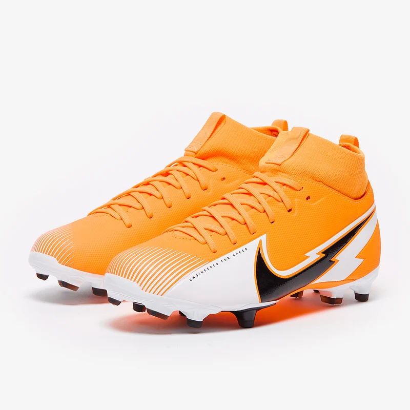 Chaussure de football multi