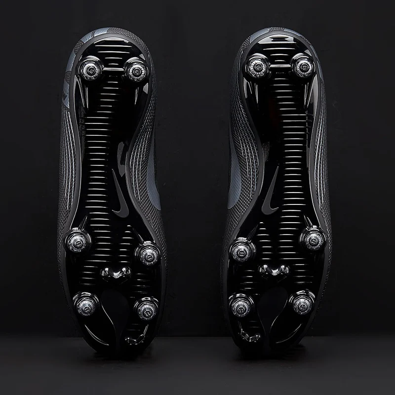 Chaussure de football à crampons pour terrain gras Nike Merc