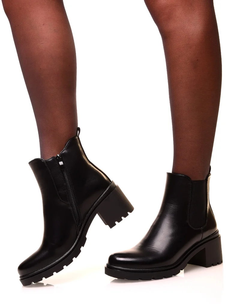 Chelsea boots noires à semelles crantées