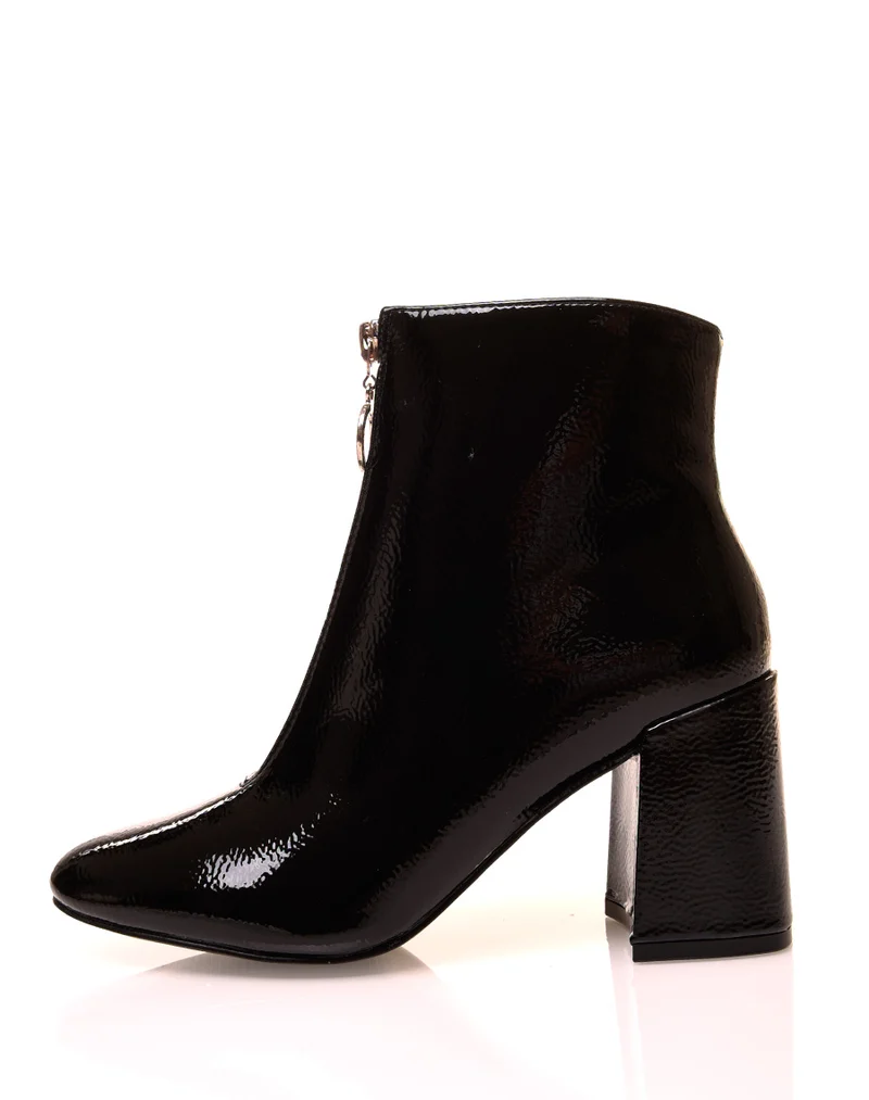 Bottines noires grainées vernies
