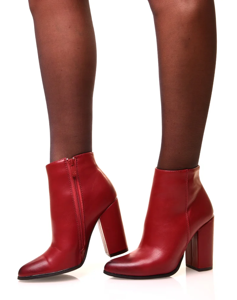 Bottines bordeaux à talons carrés et à bouts pointus