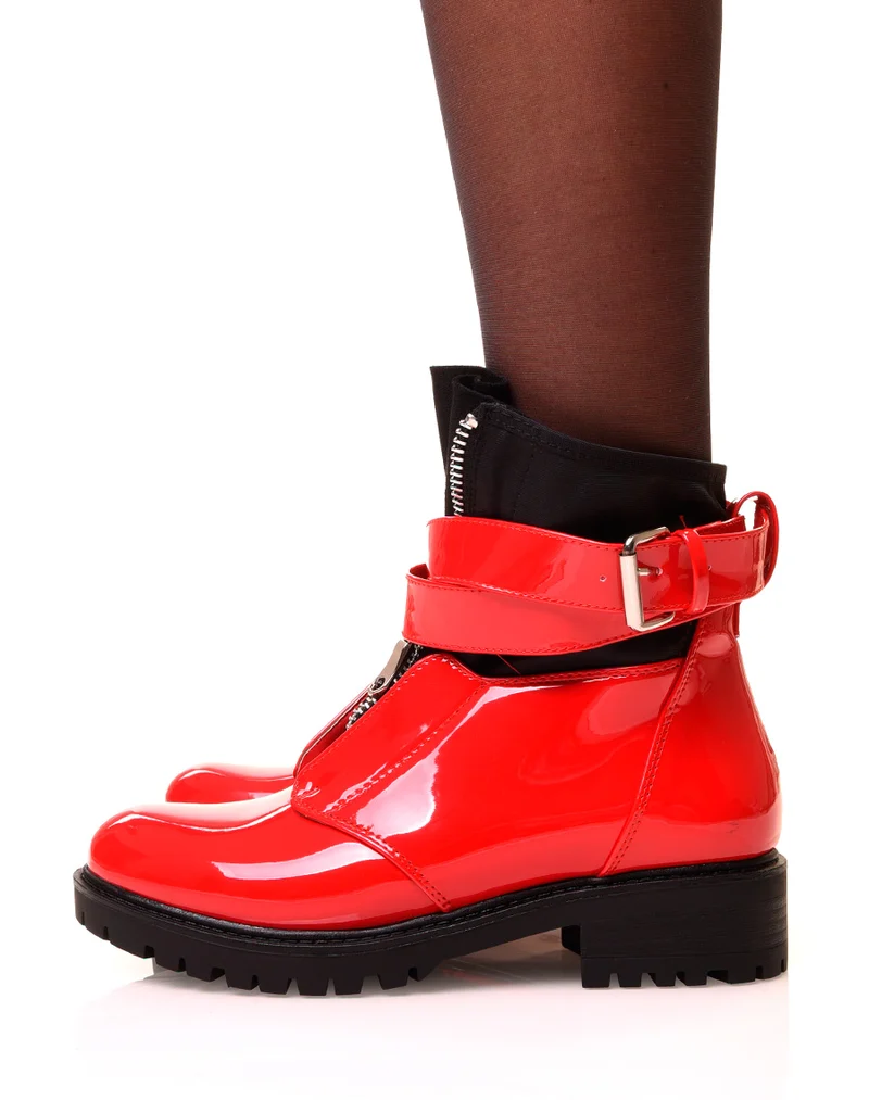 Bottines rouges vernies à zip effet chaussette