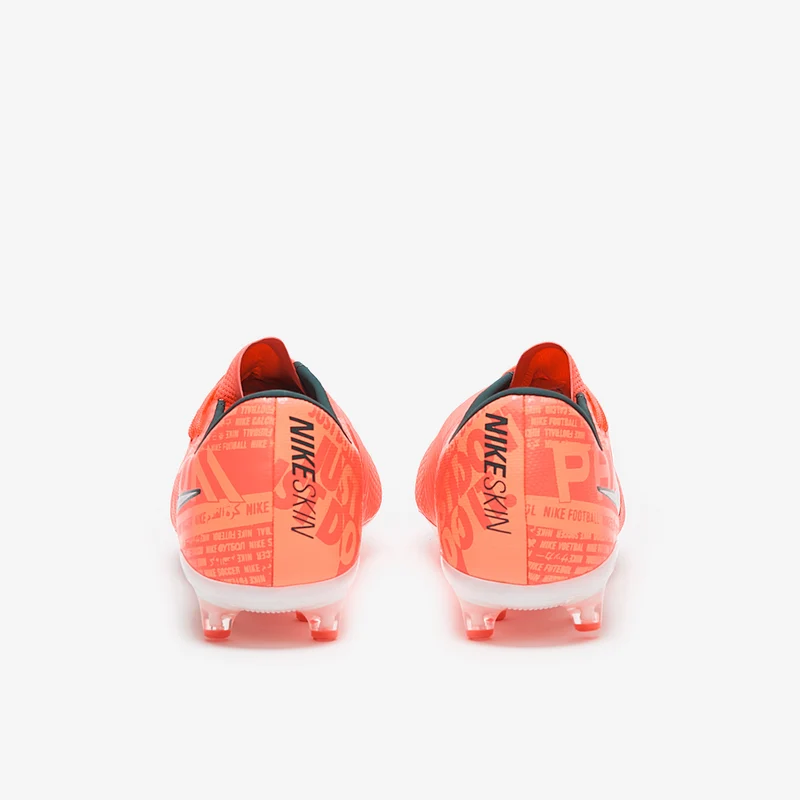 Chaussure de football à crampons pour terrain synthétique Ni