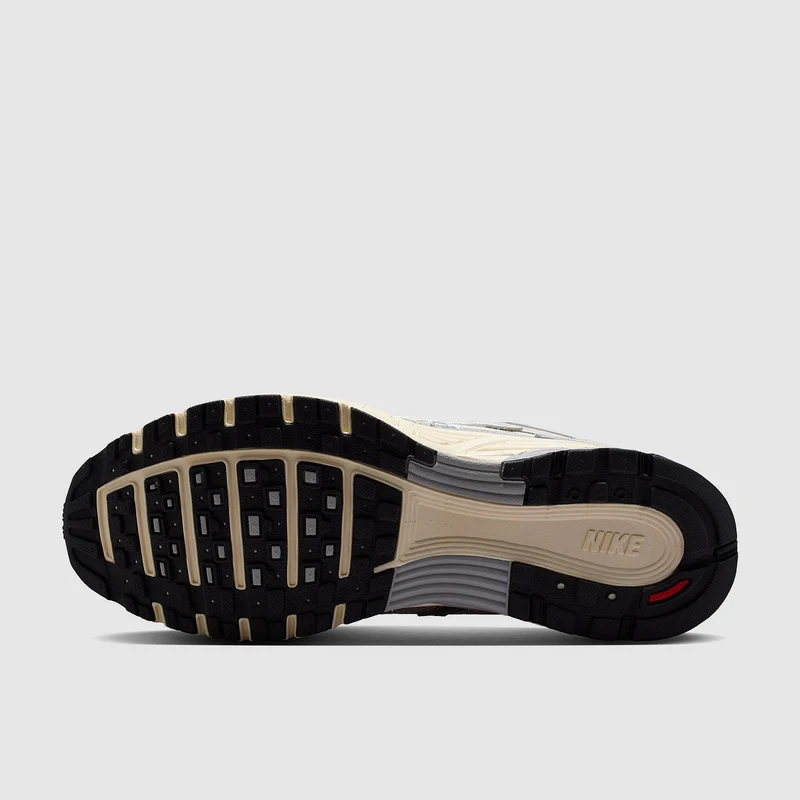 Nike Sportswear P-6000