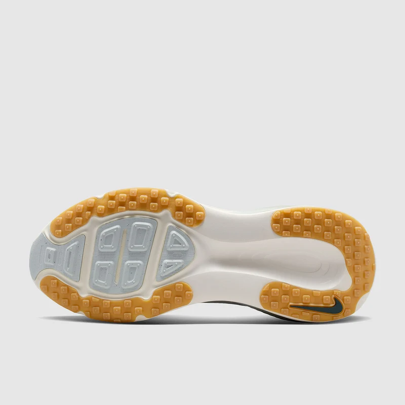 Nike Vomero 18