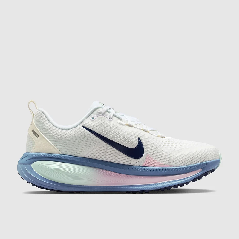 Nike Womens Vomero 18