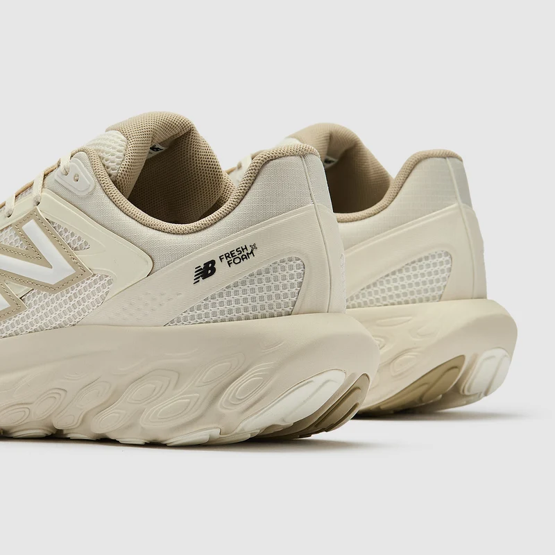 New Balance TRN