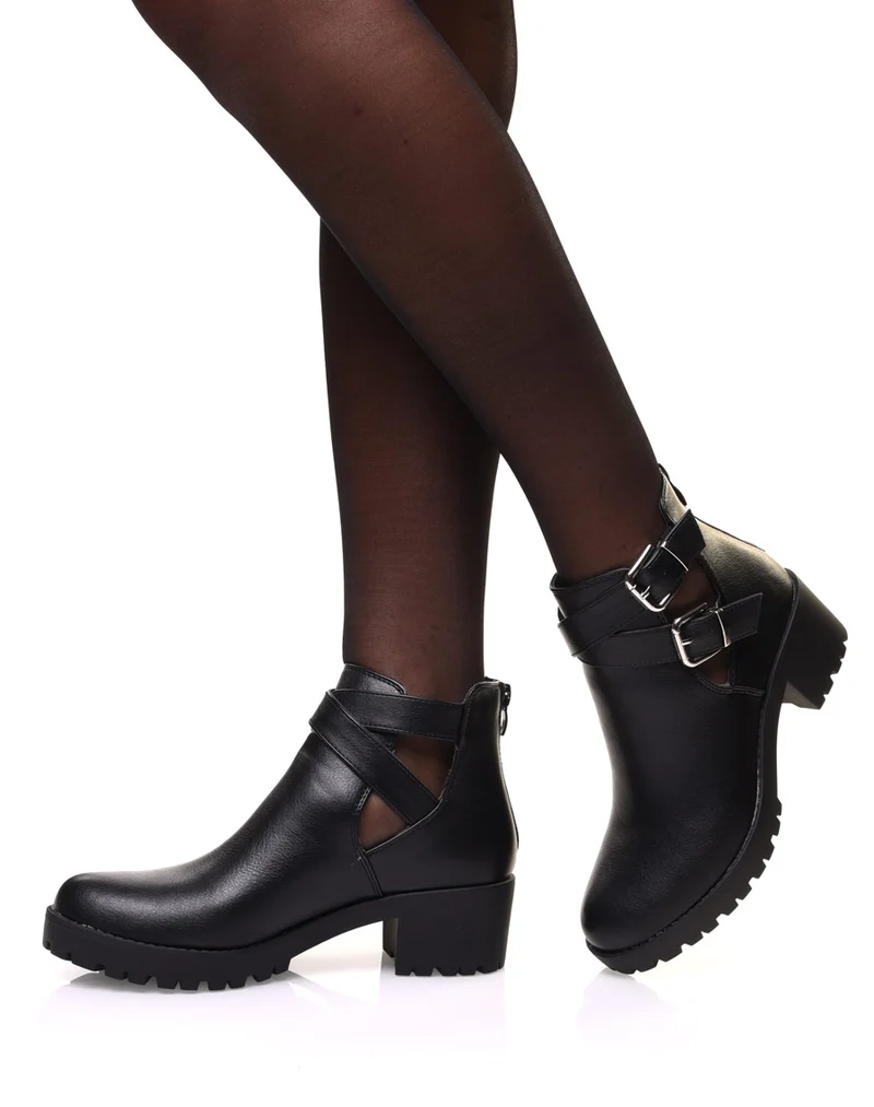 Bottines noires ajourées à talon et semelle crantée
