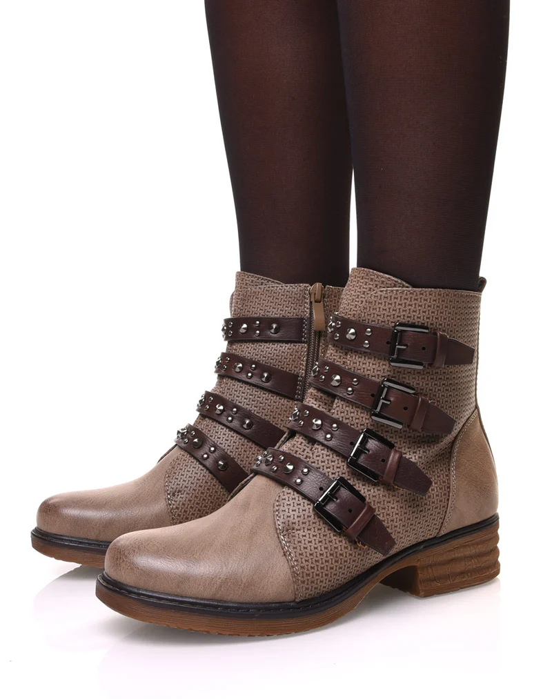 Bottines taupe à multiples sangles cloutées