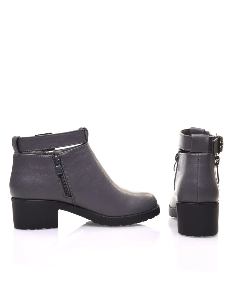 Bottines grises à boucles chevilles