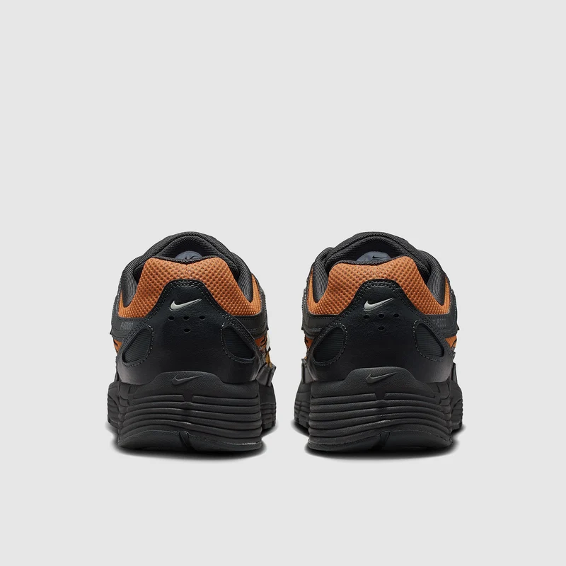 Nike Sportswear P-6000