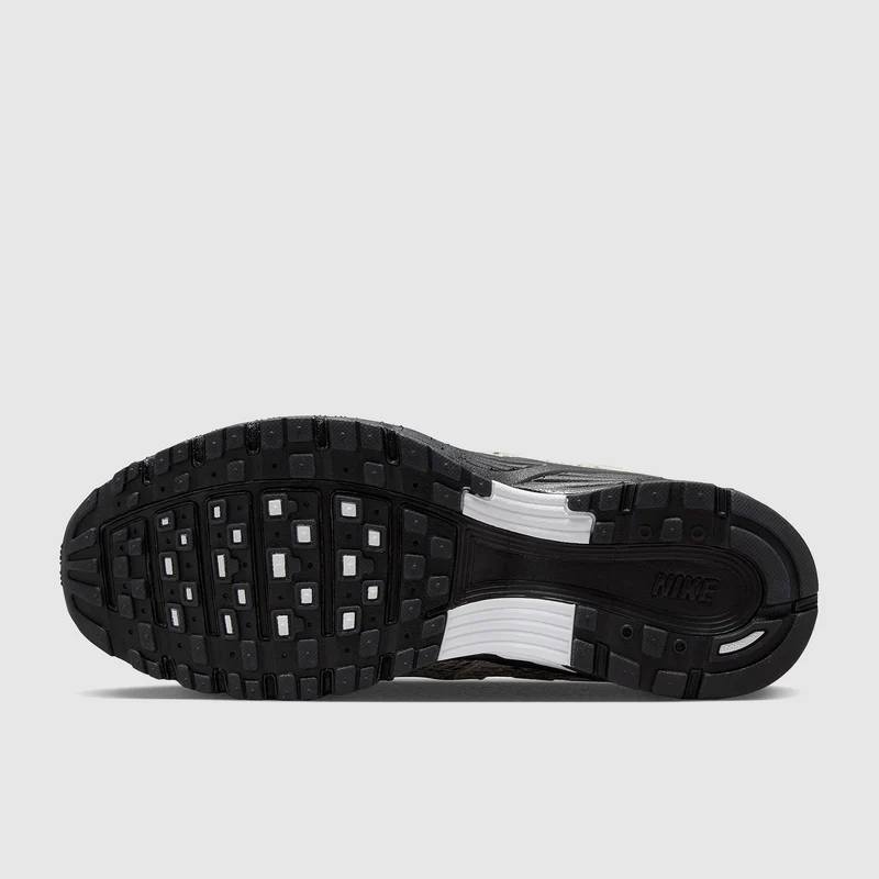 Nike Sportswear P-6000 SE pour Femme