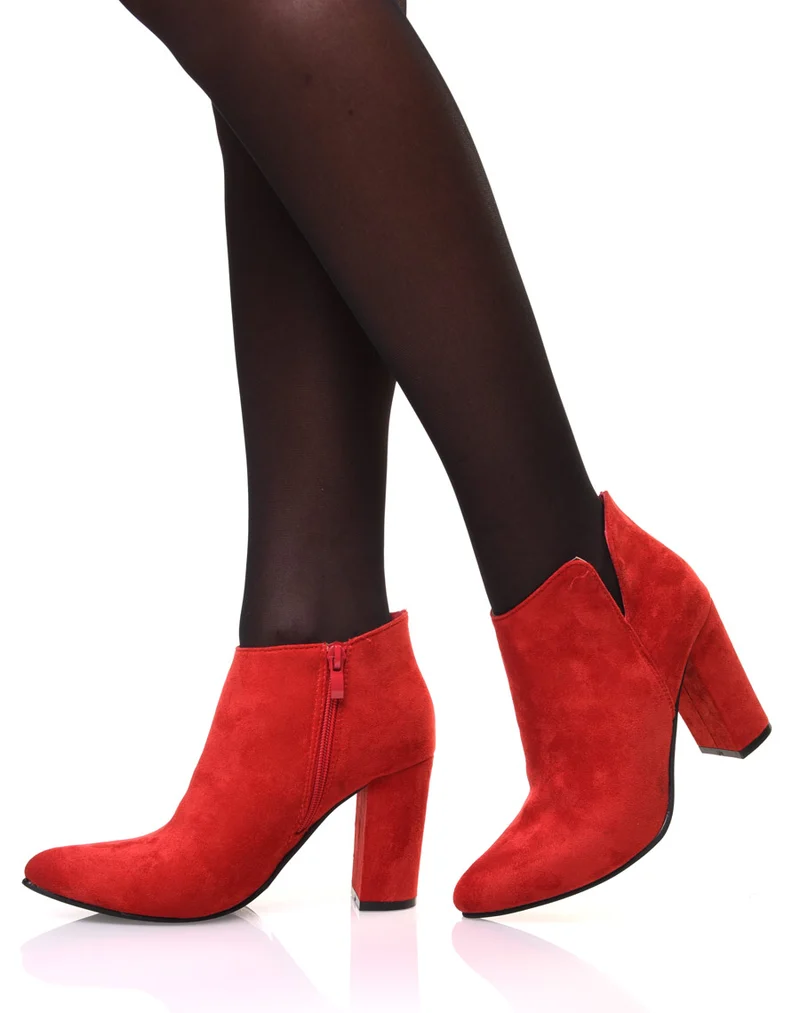 Bottines rouges en suédine à talon