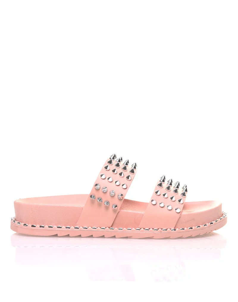 Sandales roses cloutés