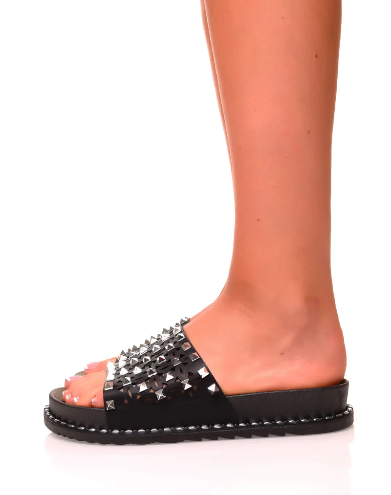 Mules noires cloutées à semelles crantées