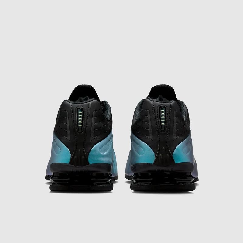 Nike Sportswear Shox R4