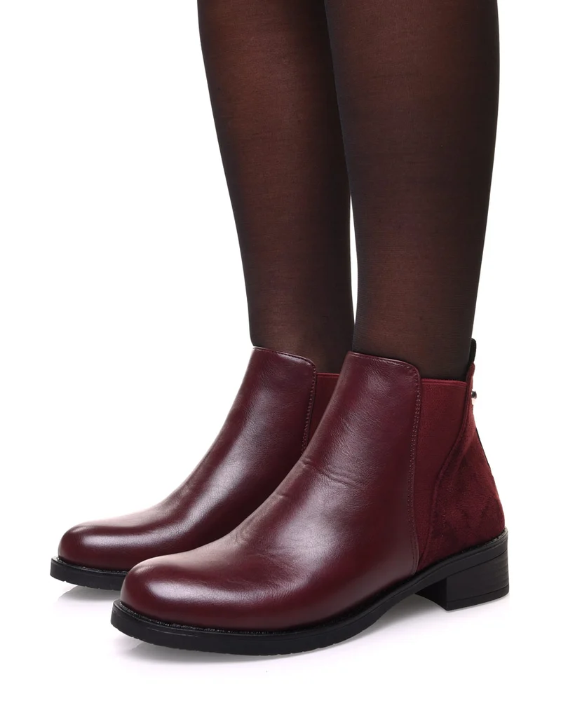 Bottines bordeaux avec élastique bicolore à l’arrière