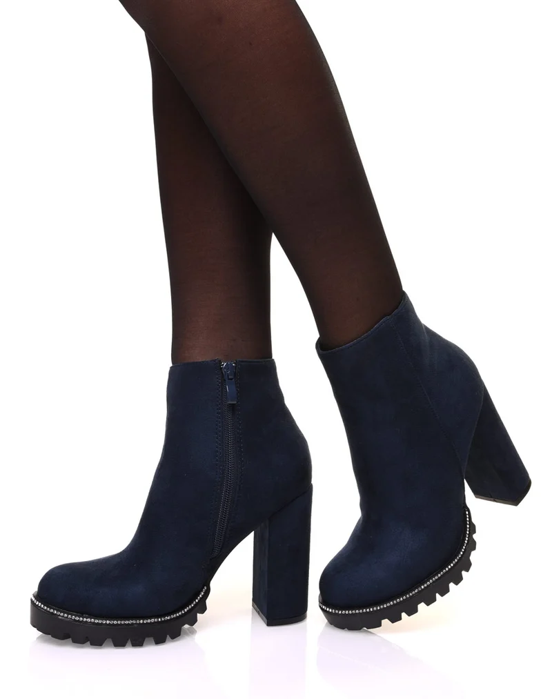 Bottines bleues en suédine à talon et semelle crantée