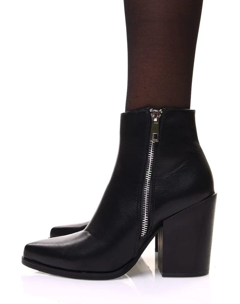 Bottines noires à bout pointu et talon épais