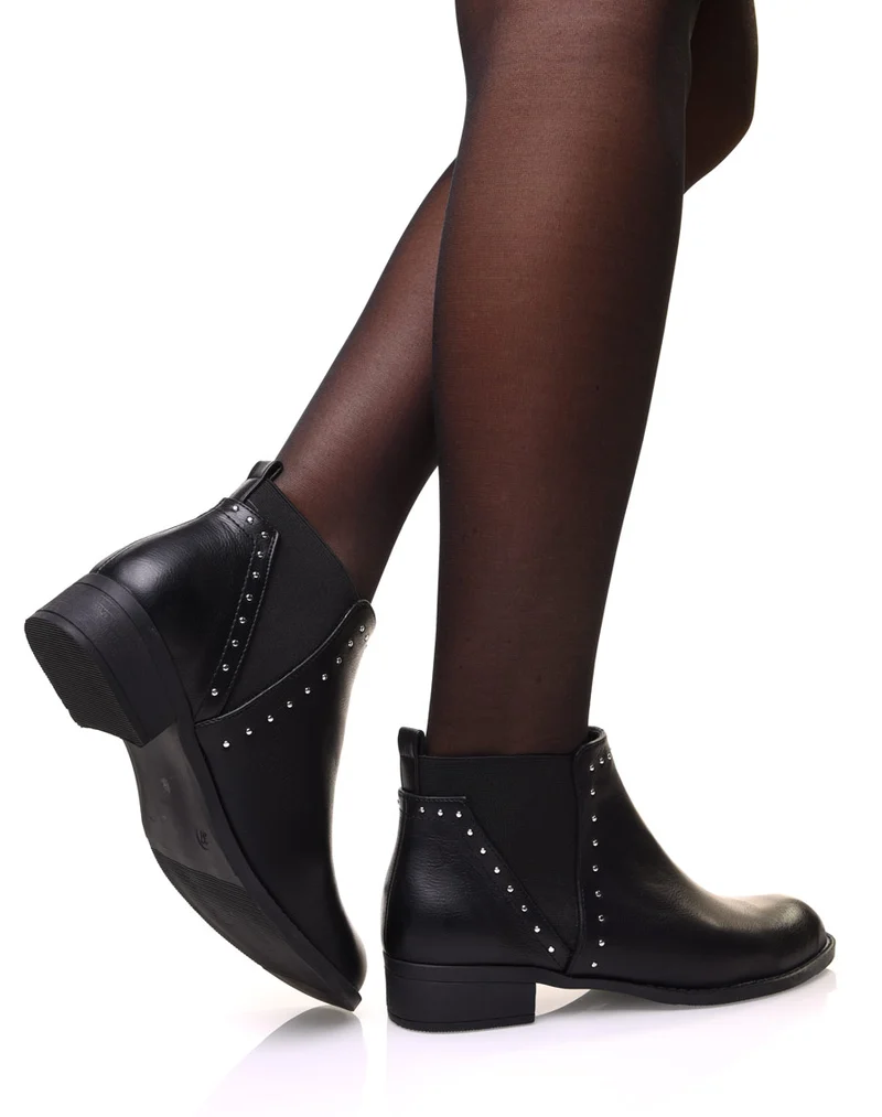 Bottines noires à élastiques ajourées