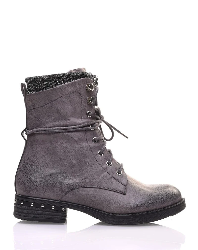 Chaussures montantes à lacets grises