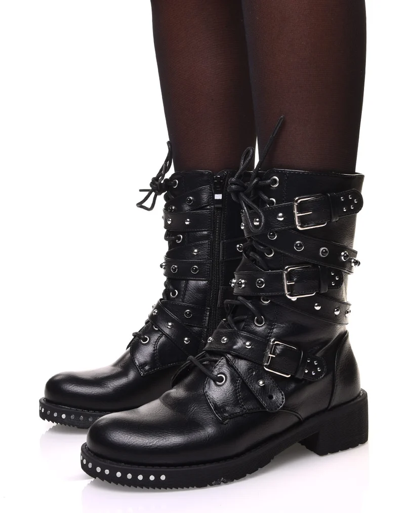 Bottines montantes à lacets et sangles à détails clous