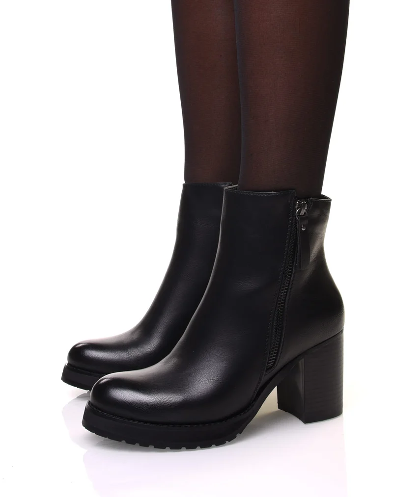 Bottines noires à talons