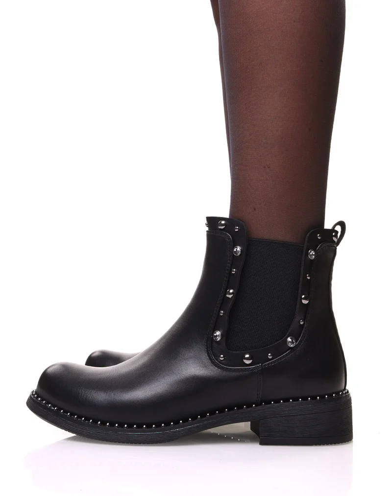 Chelsea boots noires à détails cloutés et perles
