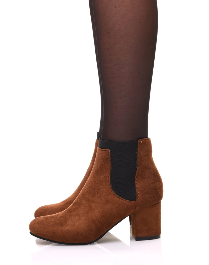 Chelsea boots camel entièrement en suédine talons mi haut