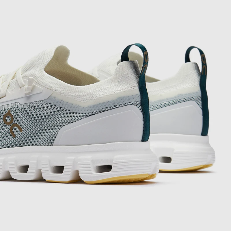 On Cloud 6 Versa