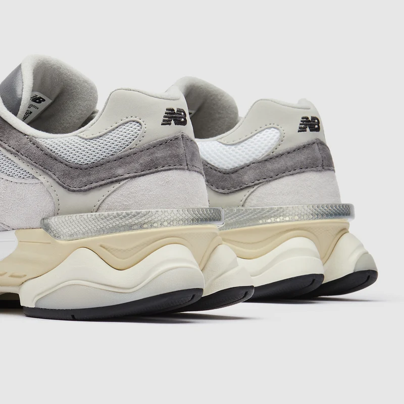 New Balance 9060 pour Femme